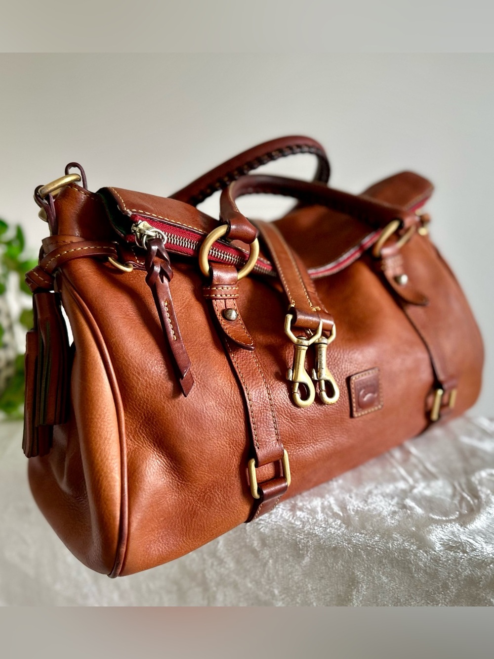 Dooney & Bourke Large Vintage Florentine Leather Satchel - Picture 2 of 16